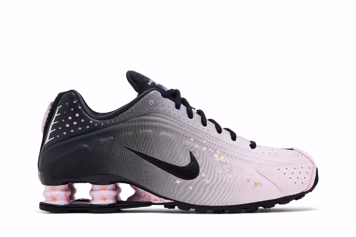 Nike Women's Shox R4 Sakura, view 2
