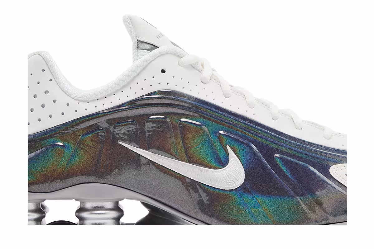Nike Women's Shox R4 White Iridescent, view 3