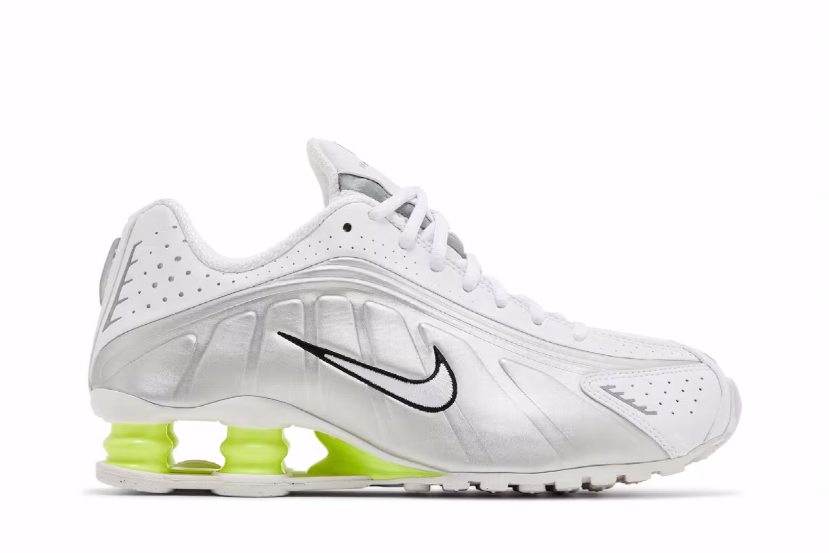 Nike Women's Shox R4 White Metallic Silver, view 2