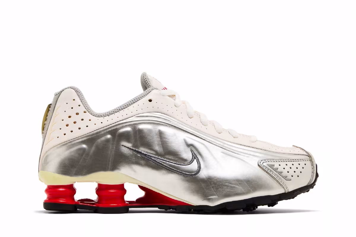 Nike Shox R4 GS Comet Red 2012, view 2