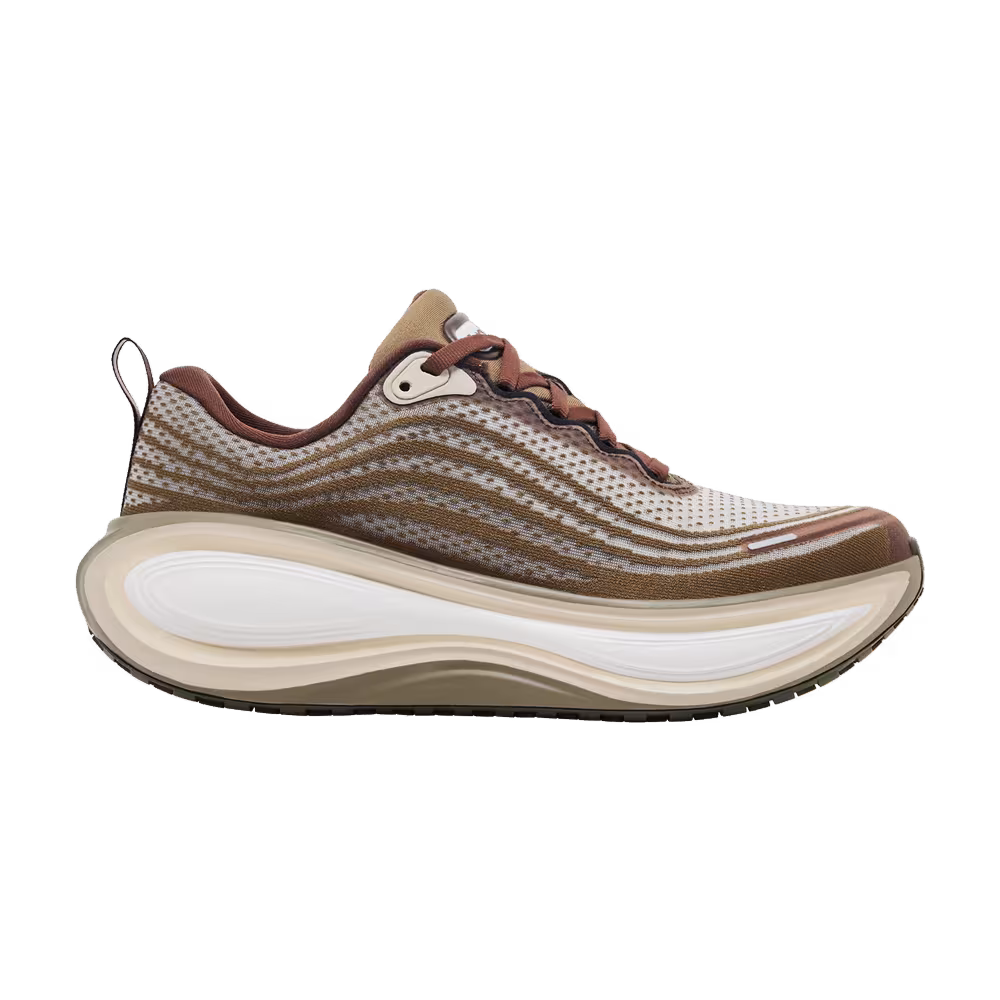 Nike Vomero Plus QS Off Noir Pecan Phantom