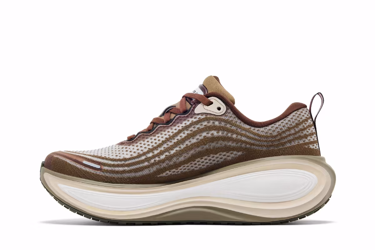 Nike Vomero Plus QS Off Noir Pecan Phantom, view 4