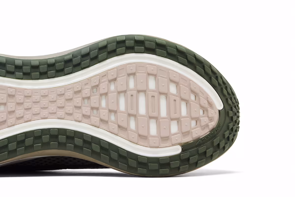 Nike Vomero Plus QS Off Noir Pecan Phantom, view 6