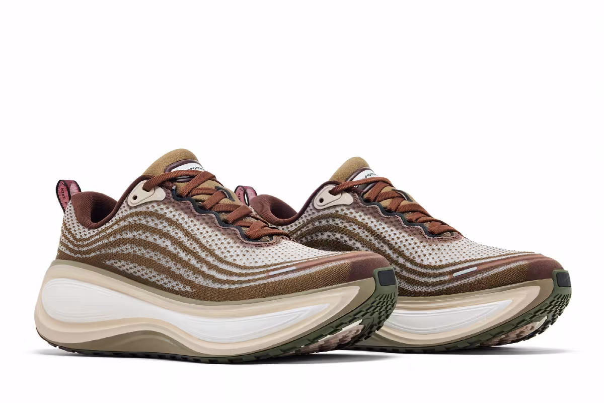 Nike Vomero Plus QS Off Noir Pecan Phantom, view 9