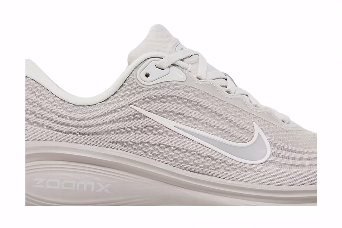 Nike Vomero Plus Light Orewood Brown, view 3