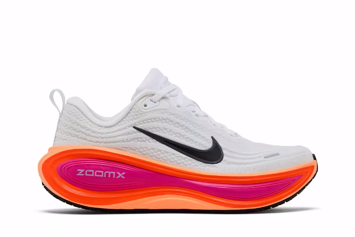 Nike Women's Vomero Plus White Fire Pink, view 2