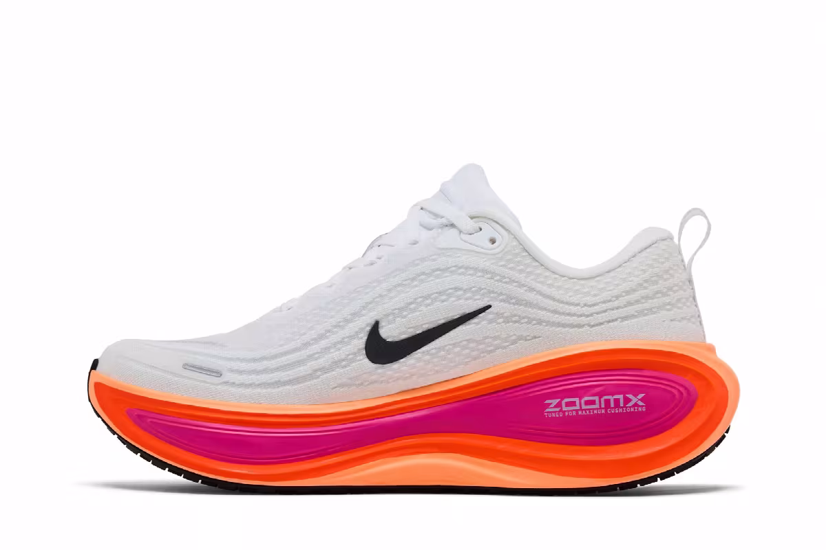 Nike Women's Vomero Plus White Fire Pink, view 4