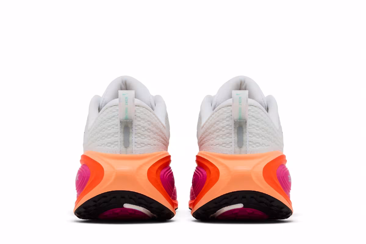 Nike Women's Vomero Plus White Fire Pink, view 7