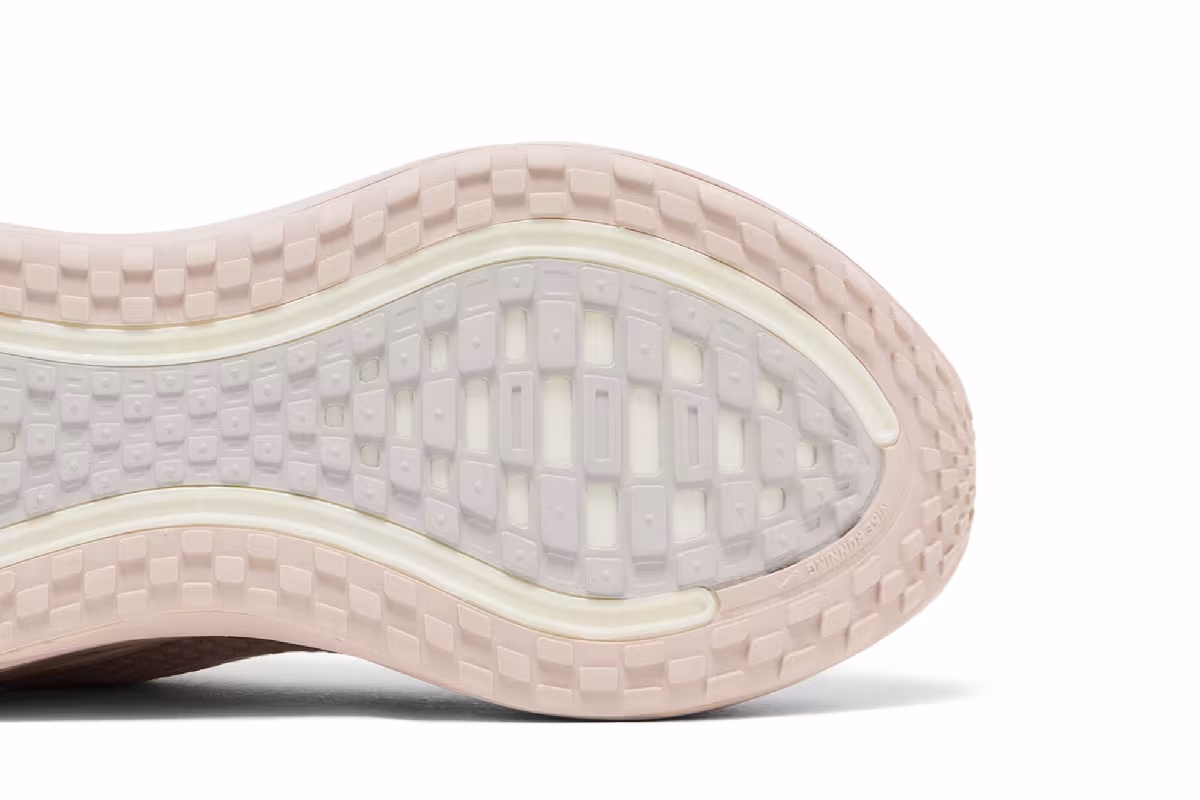 Nike Women's Vomero Plus Silt Red Light Bone, view 6