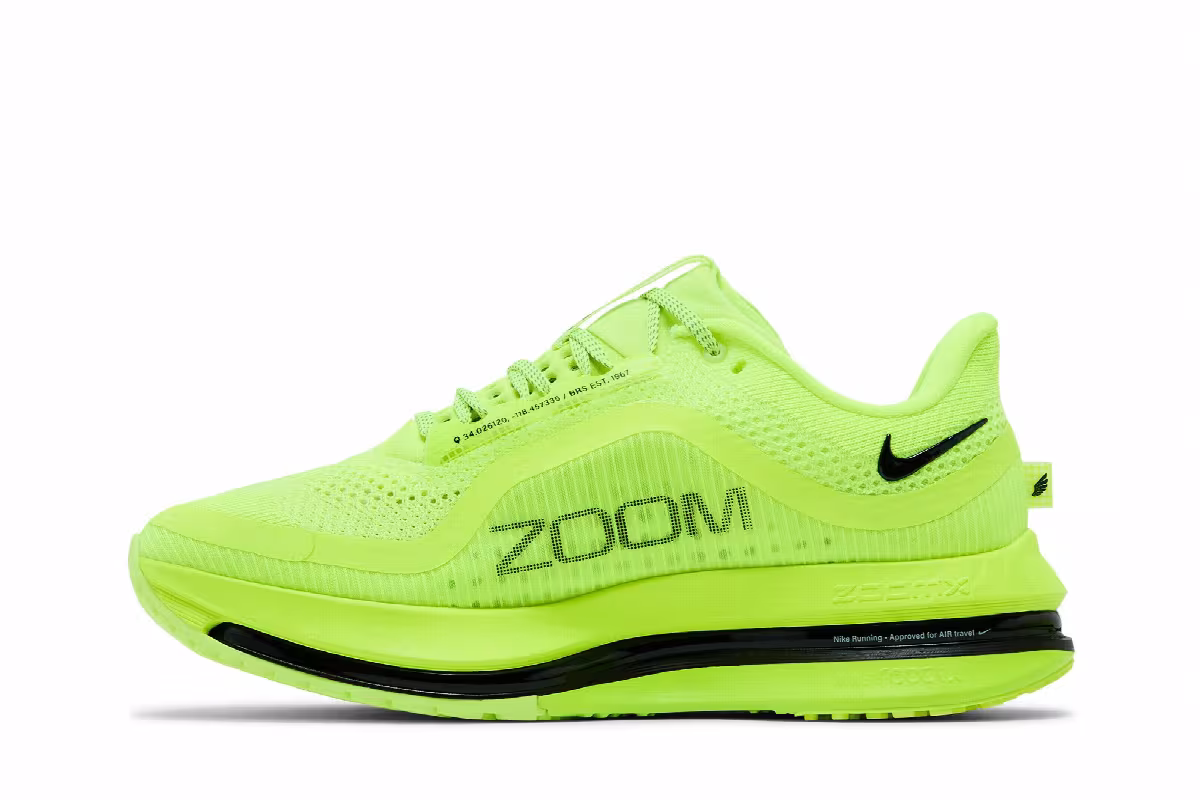 Nike Pegasus Premium Volt, view 4