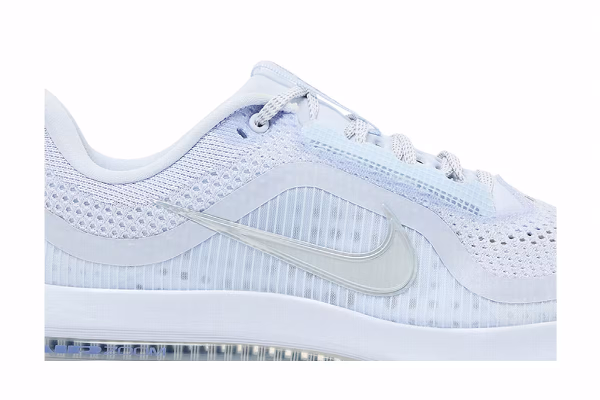 Nike Women's Pegasus Premium Football Grey, view 3