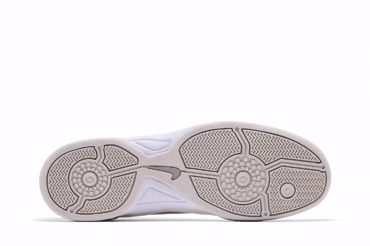 Nike Total 90 3 SP Photon Dust, view 5