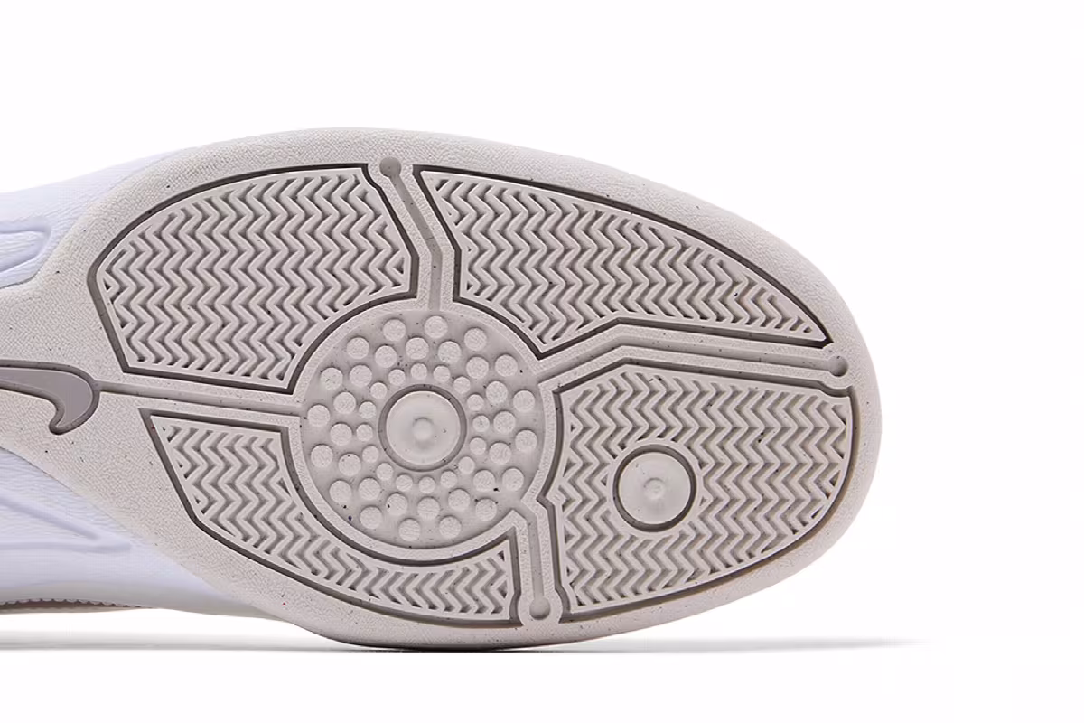 Nike Total 90 3 SP Photon Dust, view 6