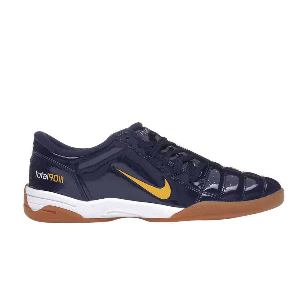 Nike Women's Total 90 3 SP Patent Michigan