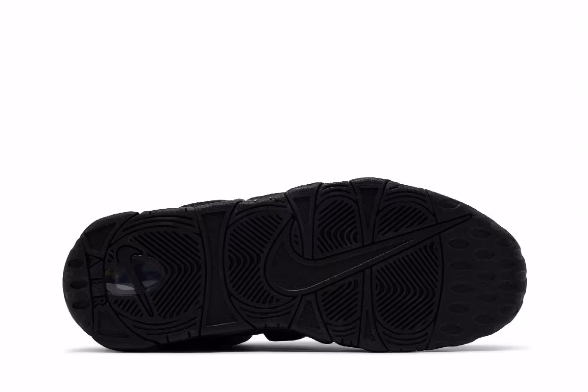 Nike Air More Uptempo Low Triple Black, view 5