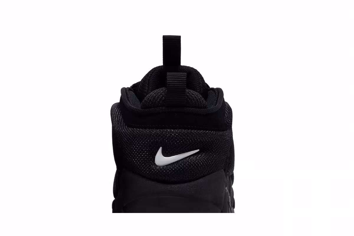 Nike Air More Uptempo Low Triple Black, view 8