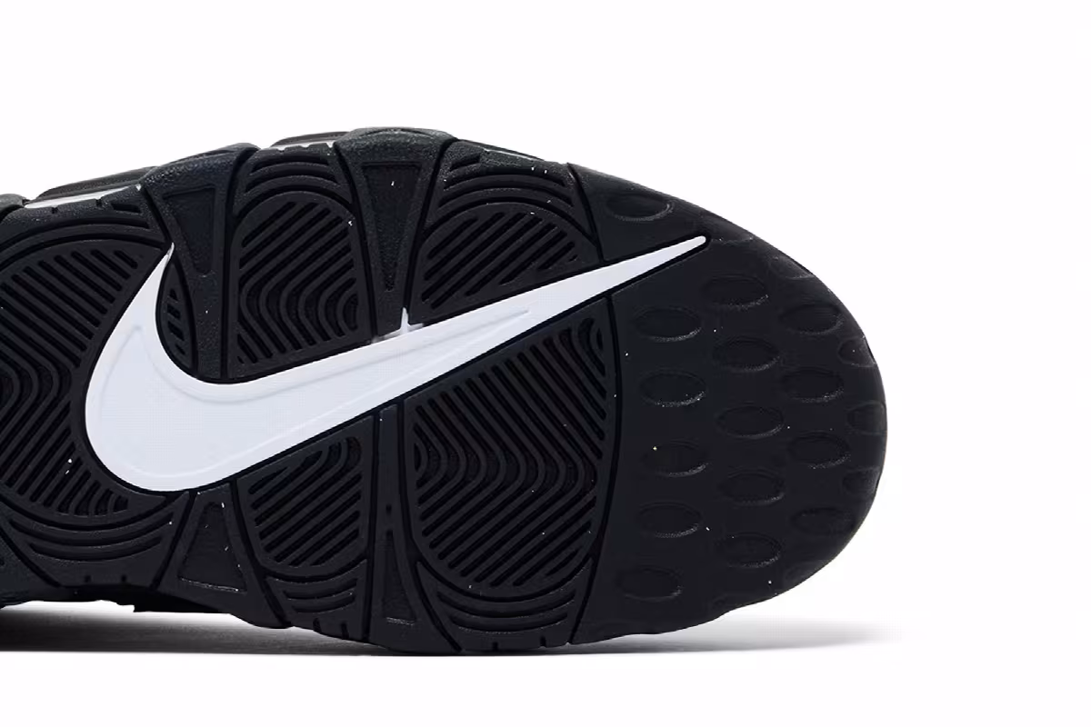 Nike Air More Uptempo Black White 2023, view 6