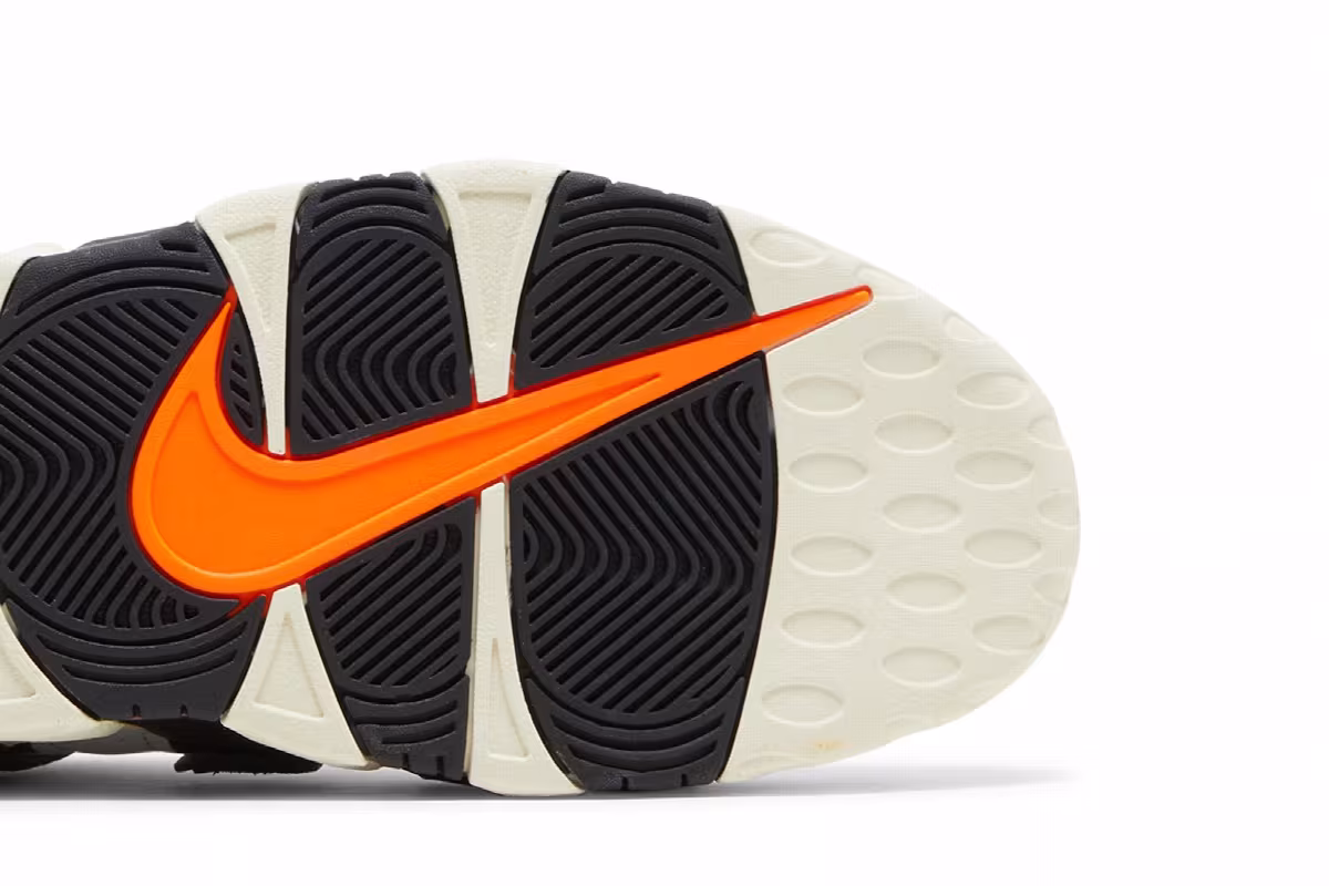 Nike Air More Uptempo Hoops, view 6