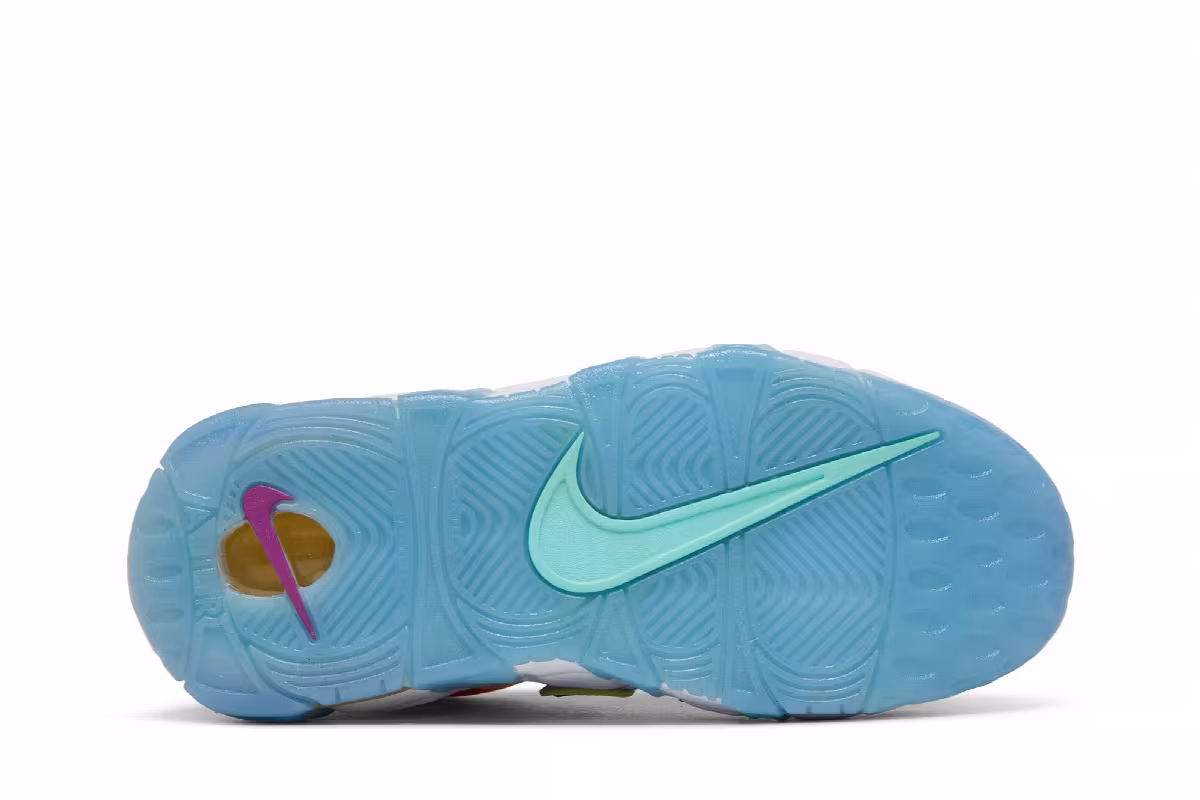 Nike Air More Uptempo GS, view 5
