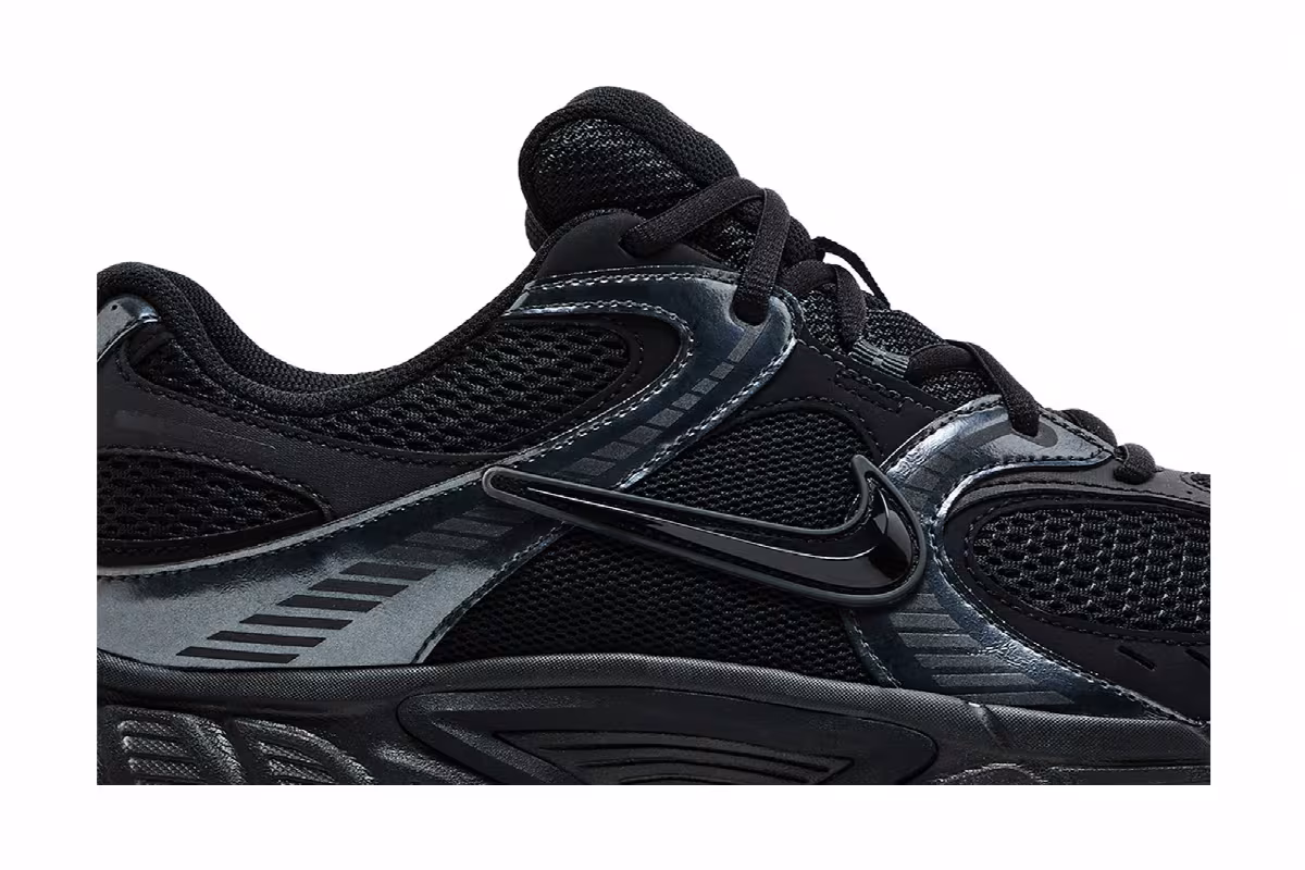 Nike V5 RNR Black Anthracite, view 3