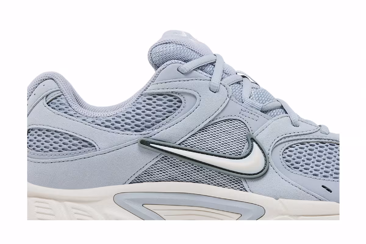 Nike V5 RNR Wolf Grey Gum, view 3