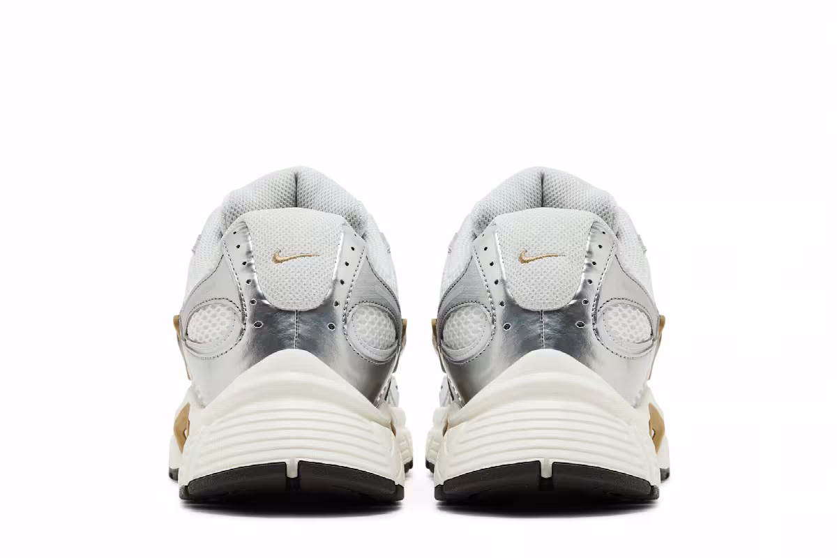 Nike V5 RNR Parachute Beige Metallic Pewter, view 7