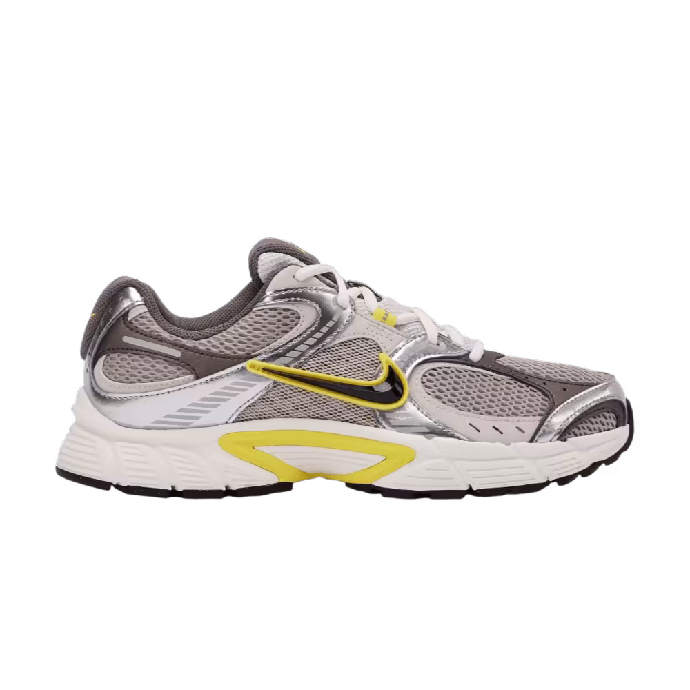 Nike V5 RNR Grey
