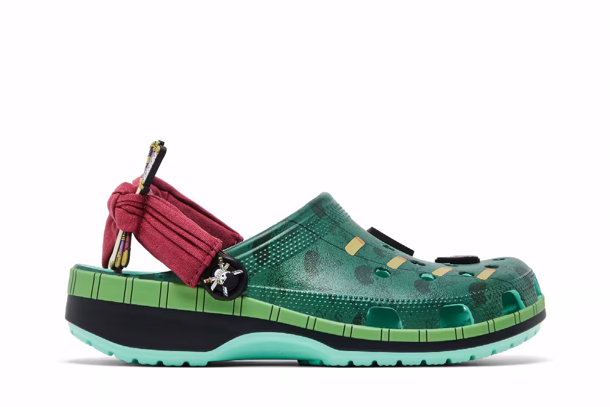 One Piece x Crocs Clog Roronoa Zoro, view 2
