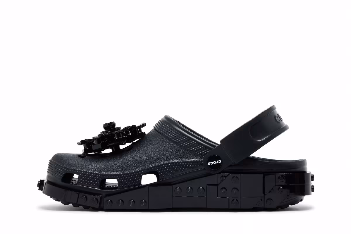 LEGO x Crocs Midnight Garden Creativity Clog Black Red, view 4