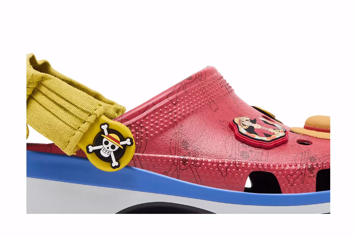 One Piece x Crocs Classic Clog Kids Luffy, view 3