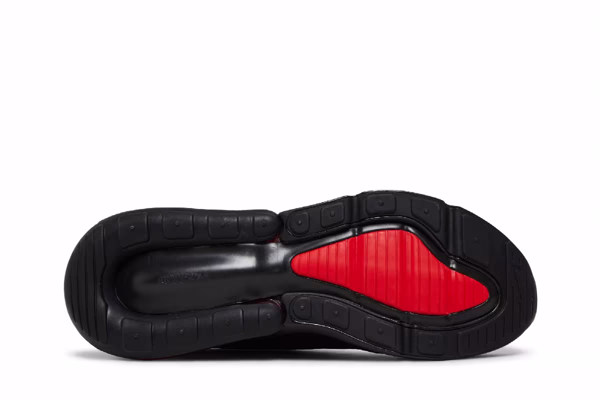 Nike Air Max 270 Bred, view 5