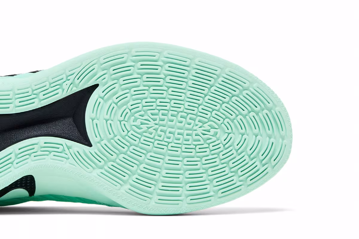 Nike Women's Sabrina 3 EP Statue of Liberty, view 6