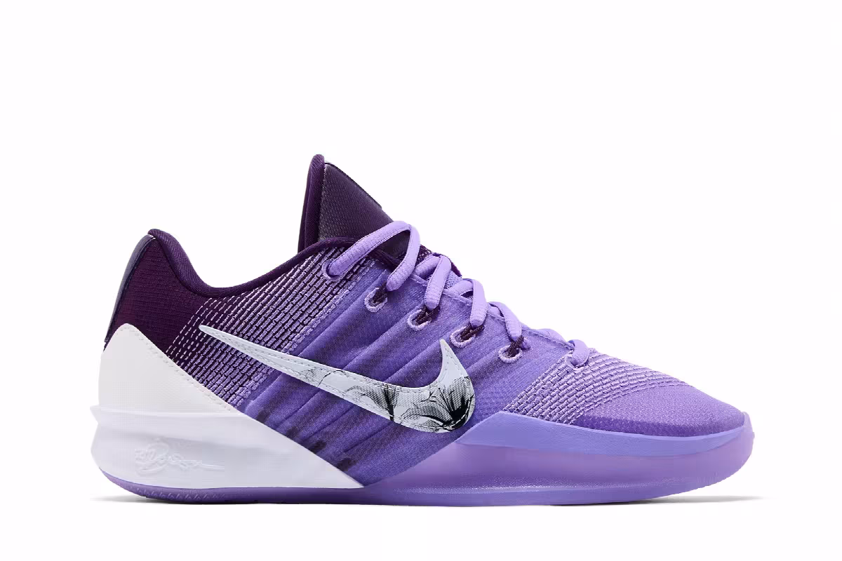 Nike Women's Sabrina 3 SE EP Flowers, view 2