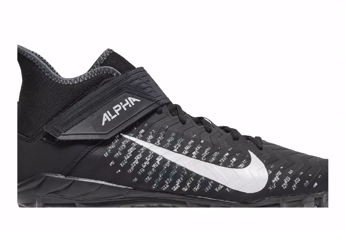 Nike Alpha Menace Pro 2 Mid Black White, view 3
