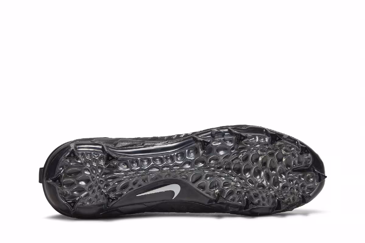 Nike Alpha Menace Pro 2 Mid Black White, view 5