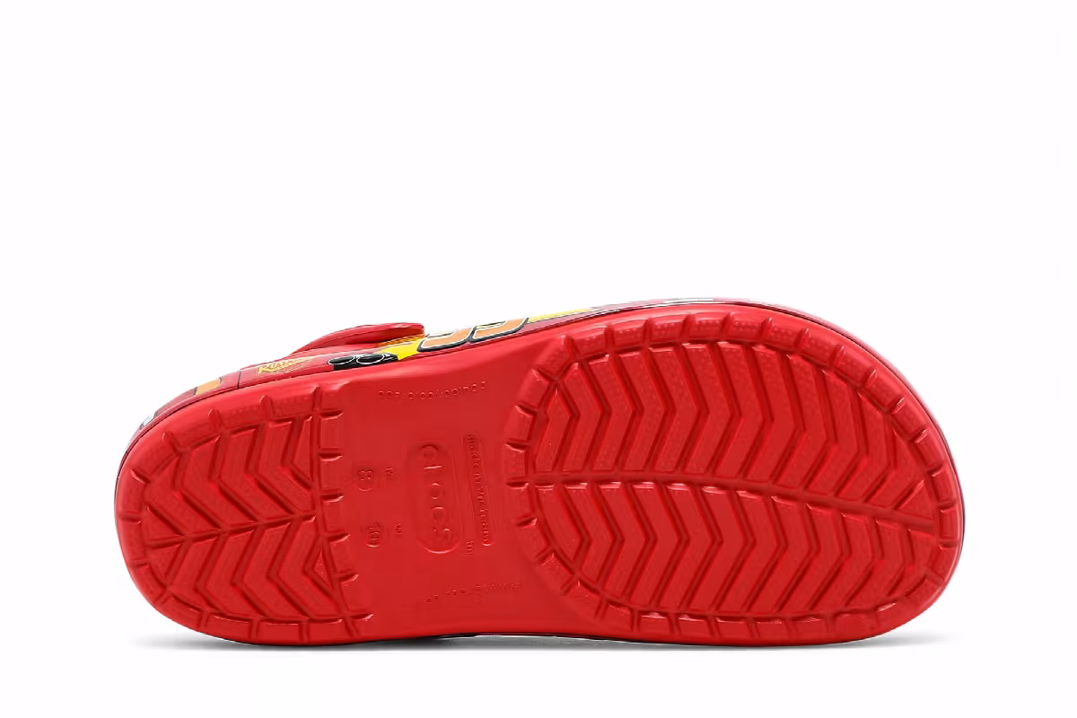 Cars x Crocs Classic Clog Lightning McQueen 2021, view 5