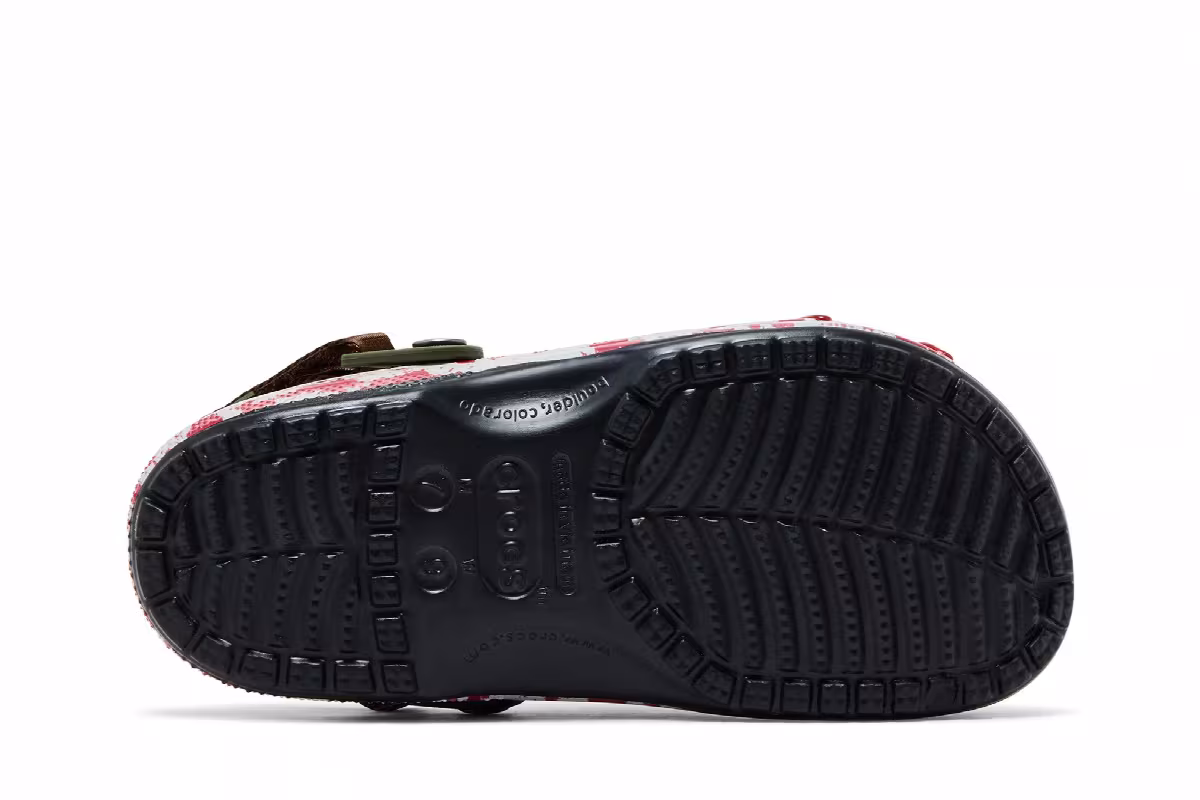 Friday The 13th x Crocs Classic Clog Horror Pack - Jason, view 5