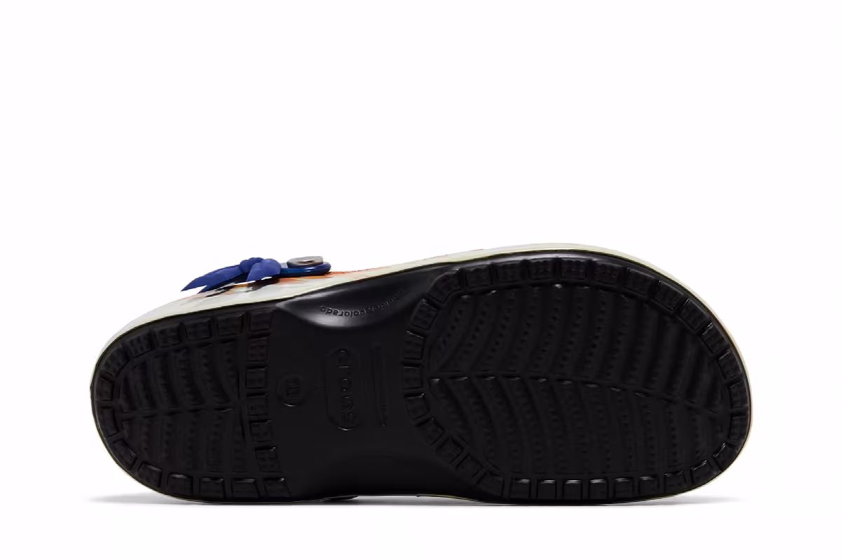 Men's Dragon Ball Z x Crocs Classic Clog Son Goku, view 5