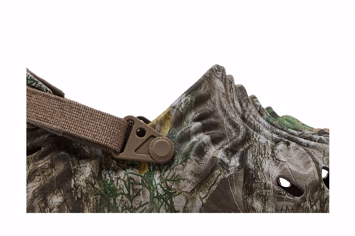 Salehe Bembury x Realtree x Crocs Pollex Clog Edge Camo, view 3