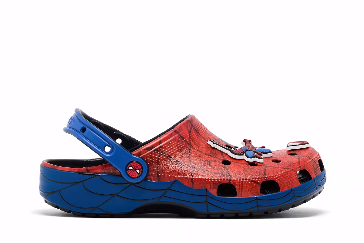 Marvel x Crocs Classic Clog Spiderman Web, view 2