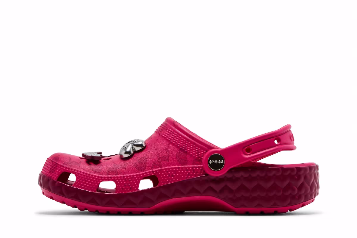Juicy Couture x Crocs Classic Clog Pink, view 4