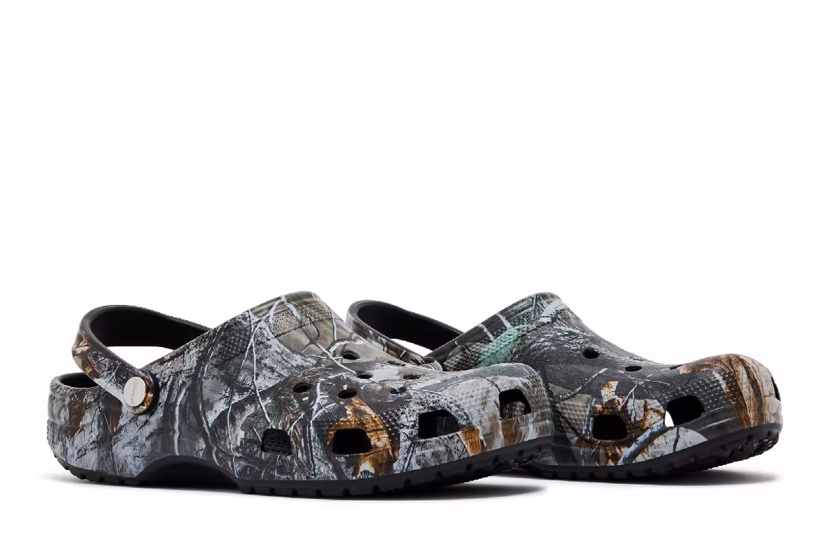 JJJJound x Crocs Classic Clog Realtree AP Camo, view 9