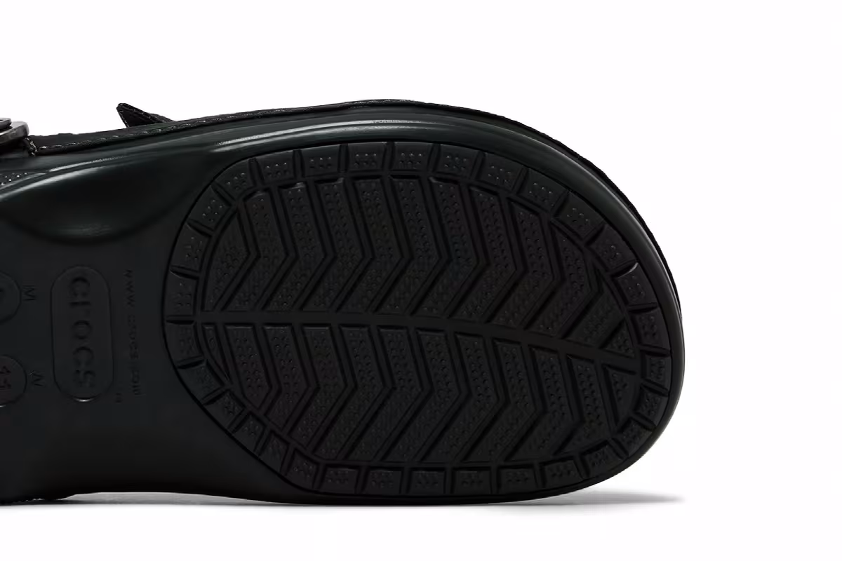 Barbour x Crocs Classic Clog Kelp Plaid, view 6
