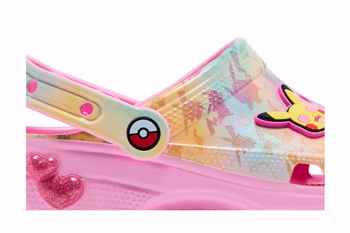 Pokémon x Crocs Classic Clog Kids Pikachu, view 3