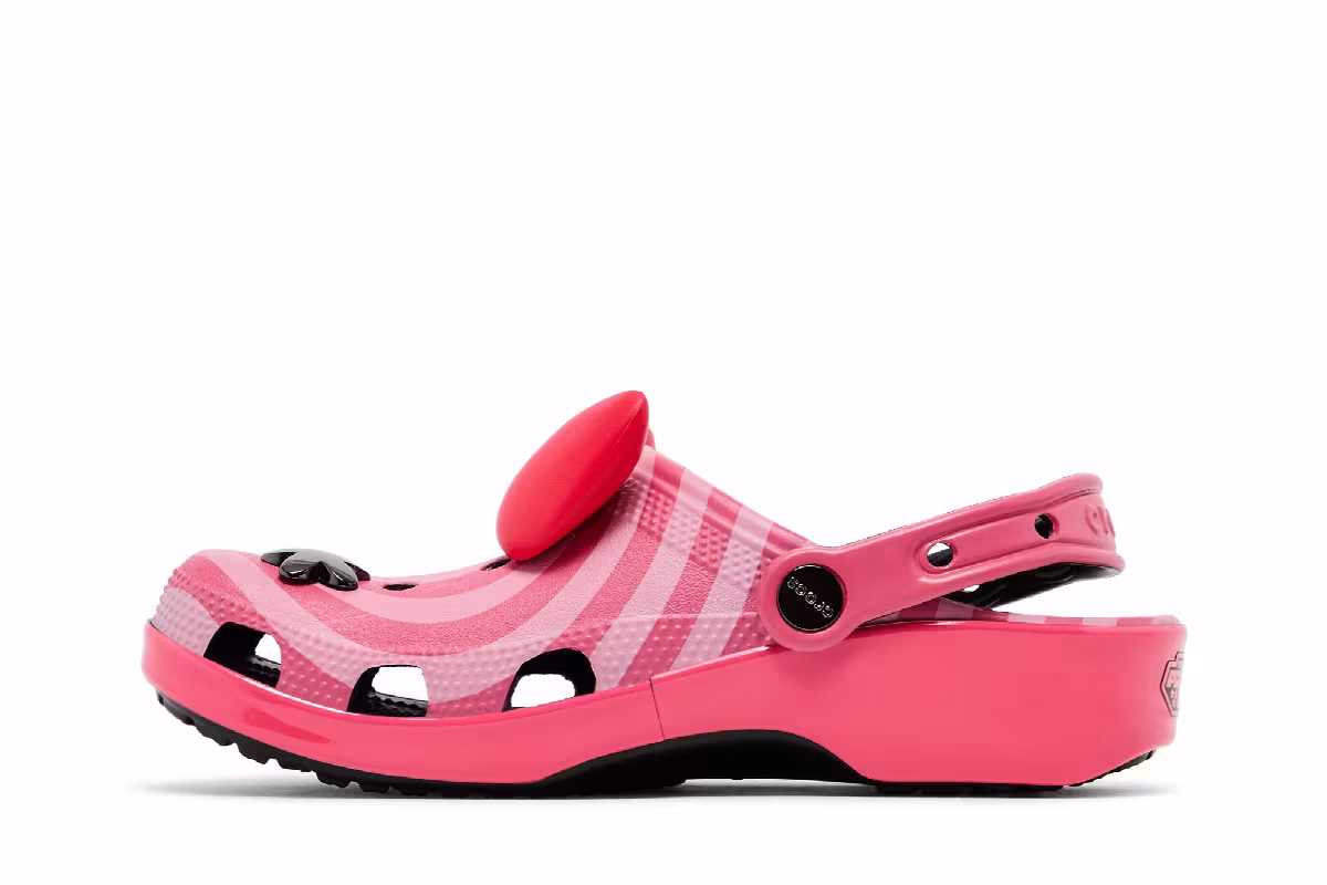 Crocs Women's Classic Clog The Powerpuff Girls - Blossom, view 4