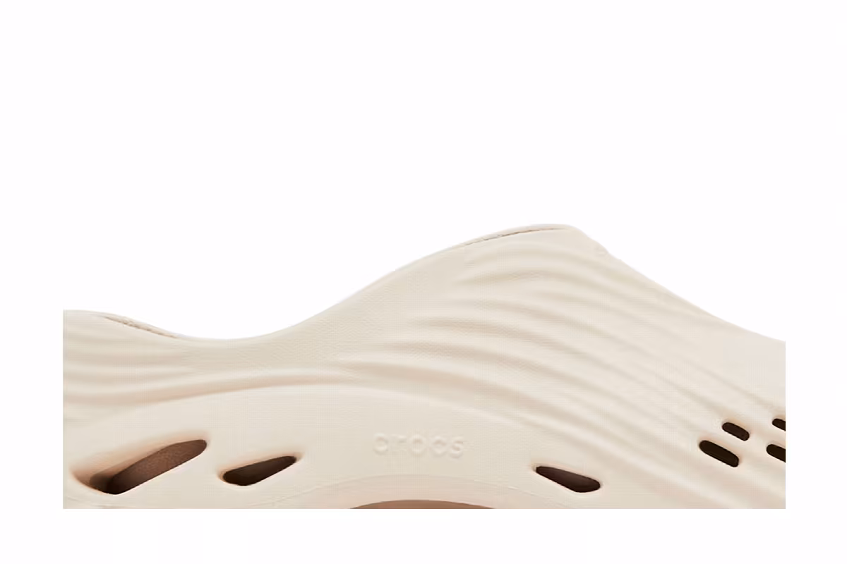 Crocs Echo Wave Almond Tint, view 3