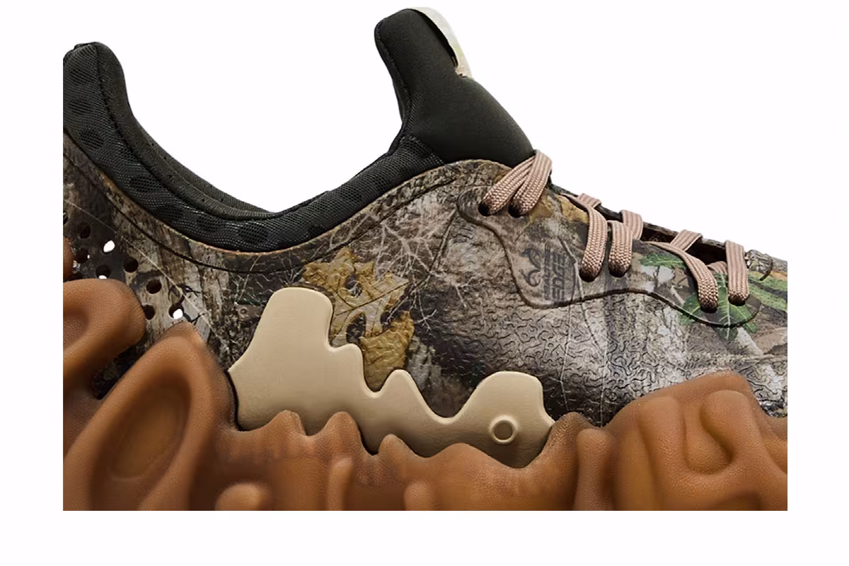 Salehe Bembury x Realtree x Crocs Pollex Juniper Edge Camo, view 3
