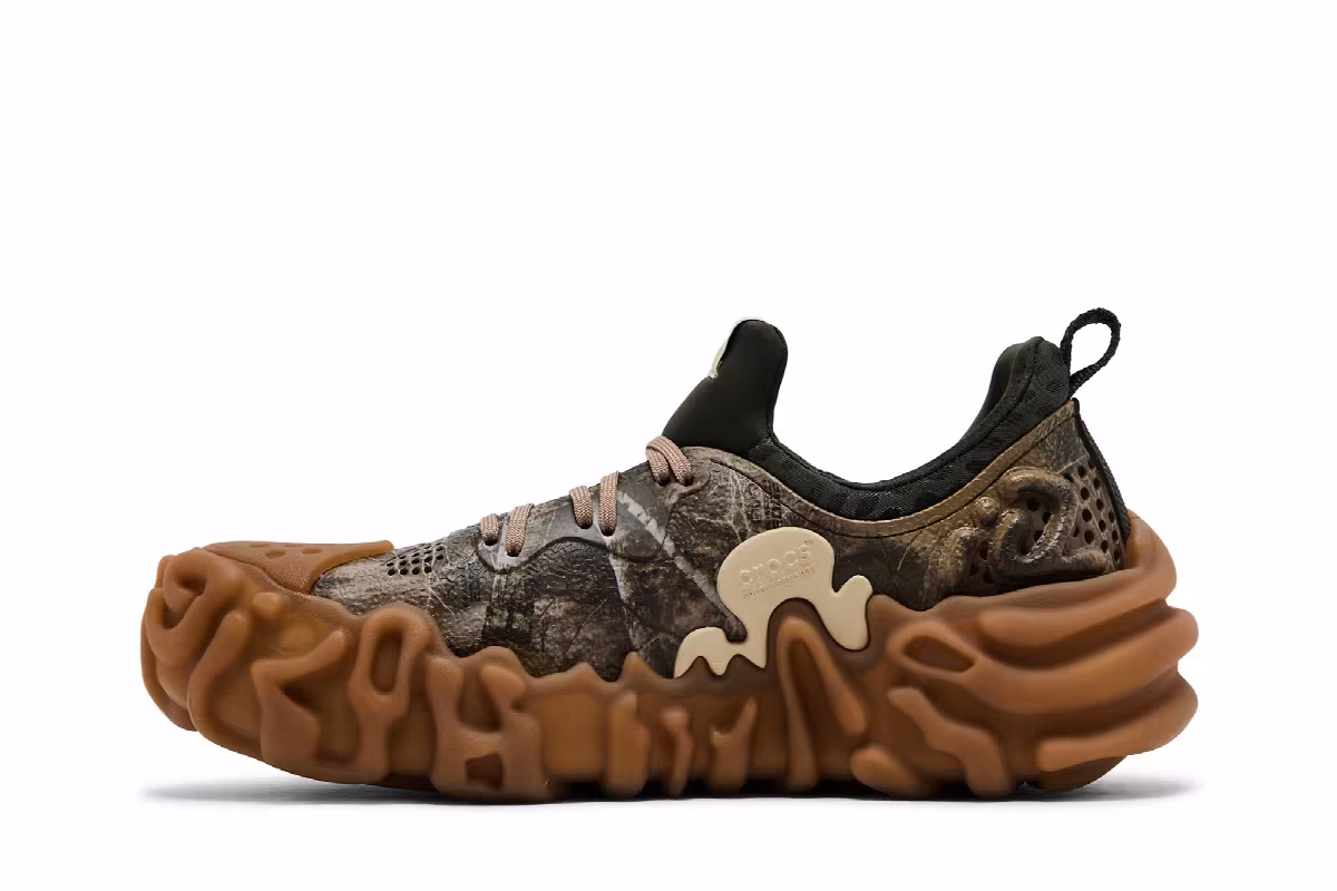 Salehe Bembury x Realtree x Crocs Pollex Juniper Edge Camo, view 4