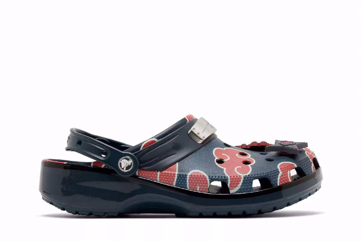 Naruto Shippuden x Crocs Classic Clog Itachi, view 2