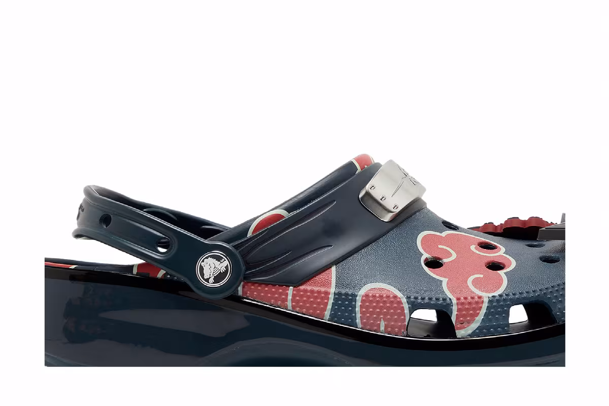Naruto Shippuden x Crocs Classic Clog Itachi, view 3